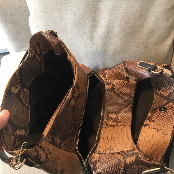 NWT Coach shoulder bag - Picture 6 of 9